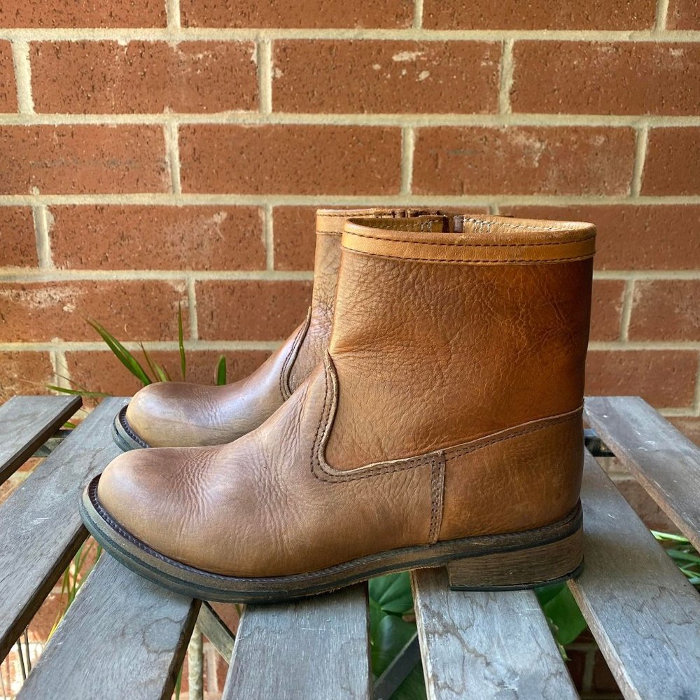Moroccan handmade genuine leather unisex boots